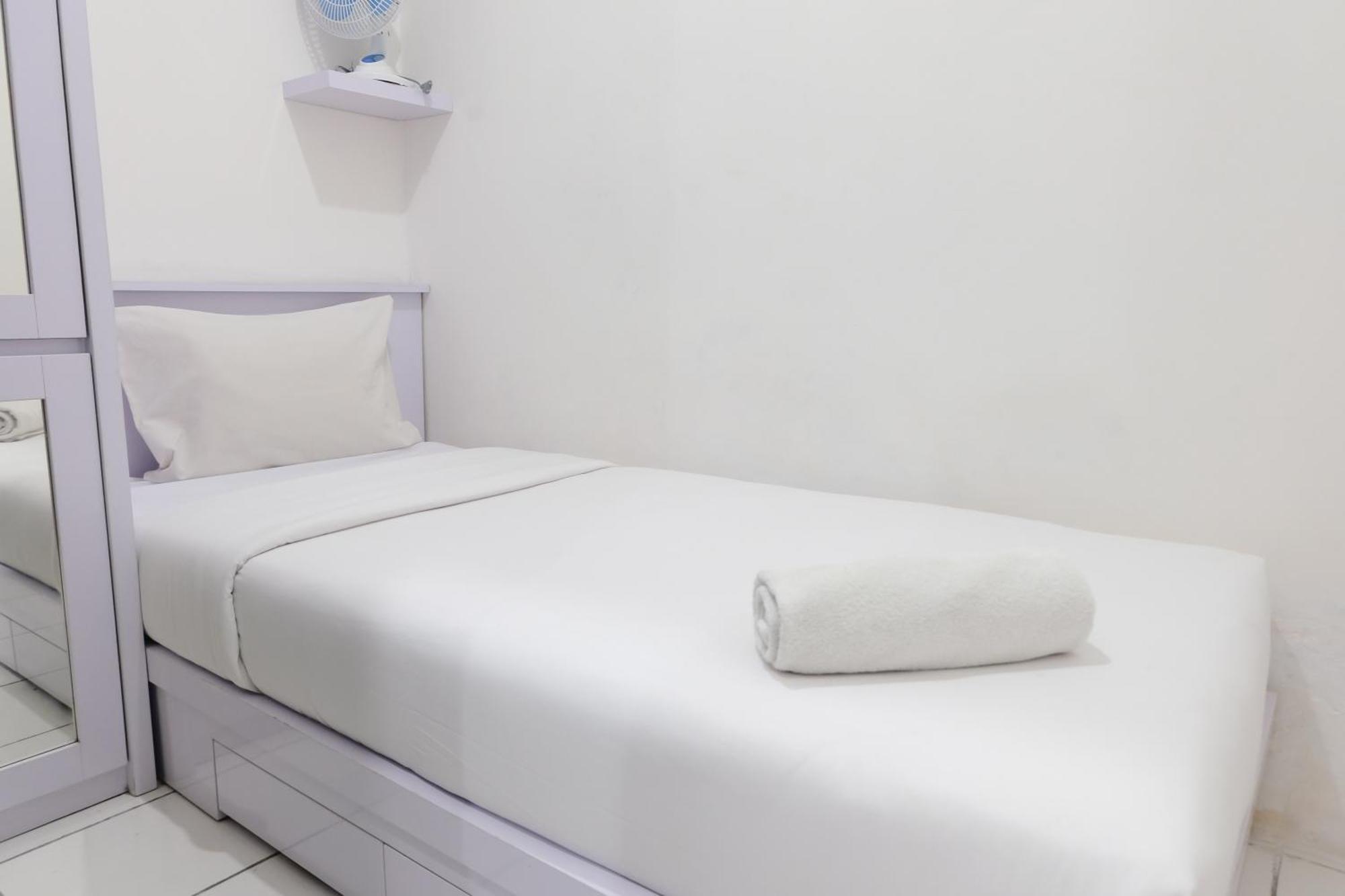 Good And Comfy 2br At Grand Afrika By Travelio Apartemen